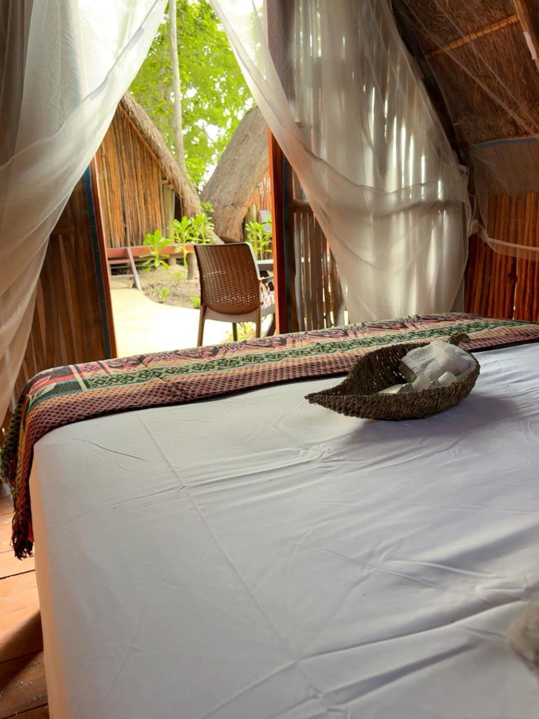 Hotel & Eco Cabanas Azul Maria Bacalar Exterior foto